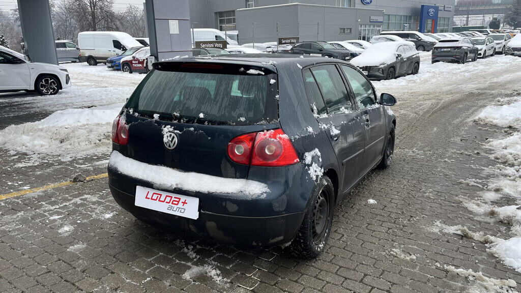 OB199V00737_11.webp_GOLF  1.9 TDI 77 kW manuál