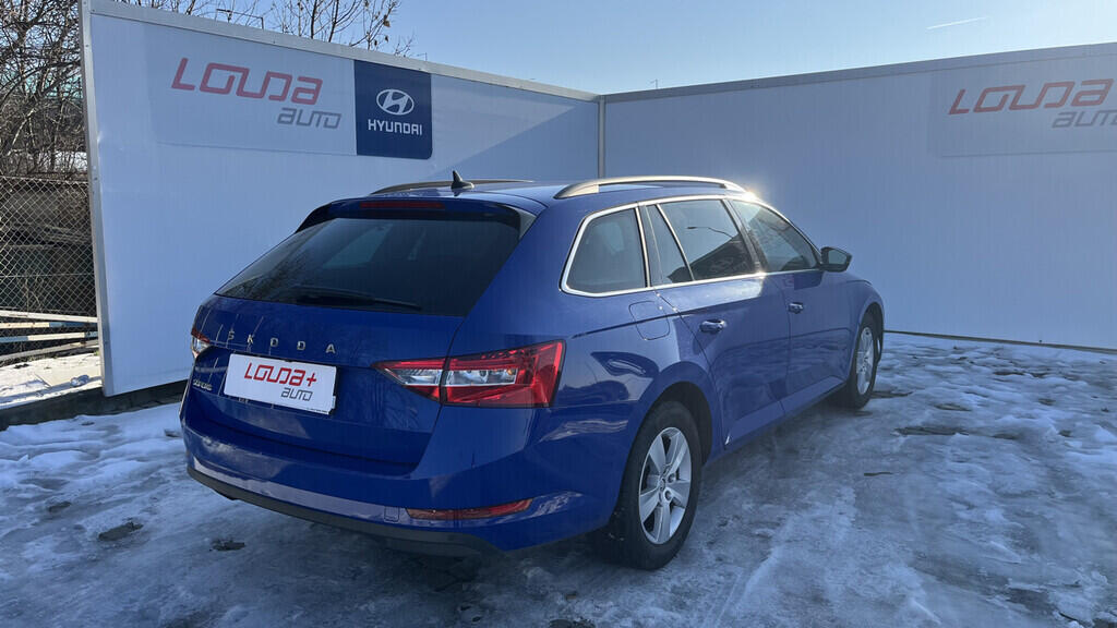 OB199V00743_11.webp_SUPERB Ambition 2.0 TDI 110 kW automat