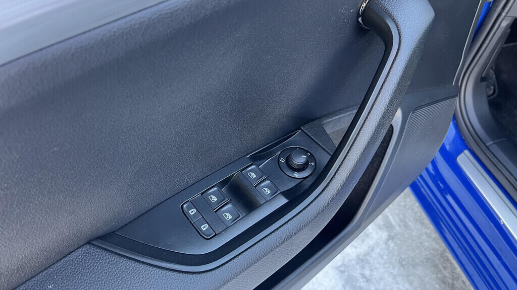 OB199V00743_20.webp_SUPERB Ambition 2.0 TDI 110 kW automat