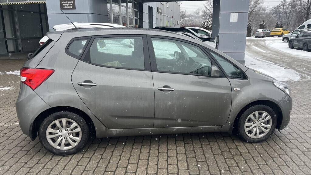 OB199V00747_12.webp_IX20  1.6  92 kW manuál