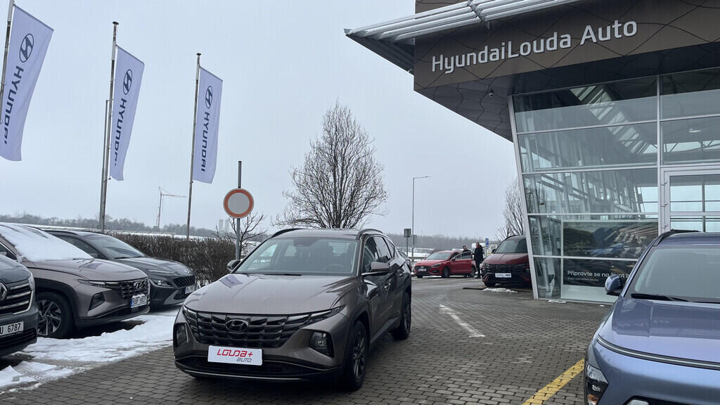 OB199V00750_10.webp_TUCSON Smart 1.6 TGDi 110 kW manuál