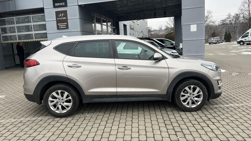 OB199V00752_12.webp_TUCSON Trikolor 1.6 TCe 130 kW manuál