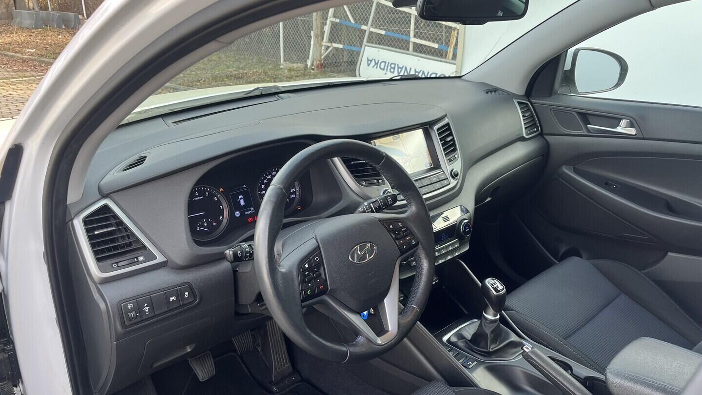 OB199V00753_19.webp_TUCSON Trikolor 1.6 TGDi 130 kW manuál