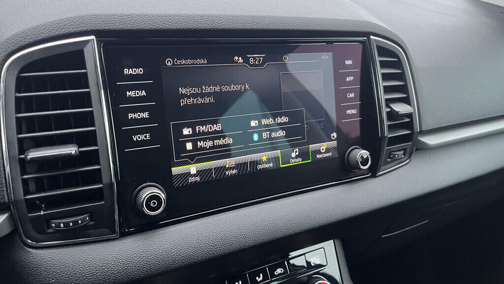 OB199V00755_26.webp_KAROQ Ambition 1.5 TSI 110 kW automat