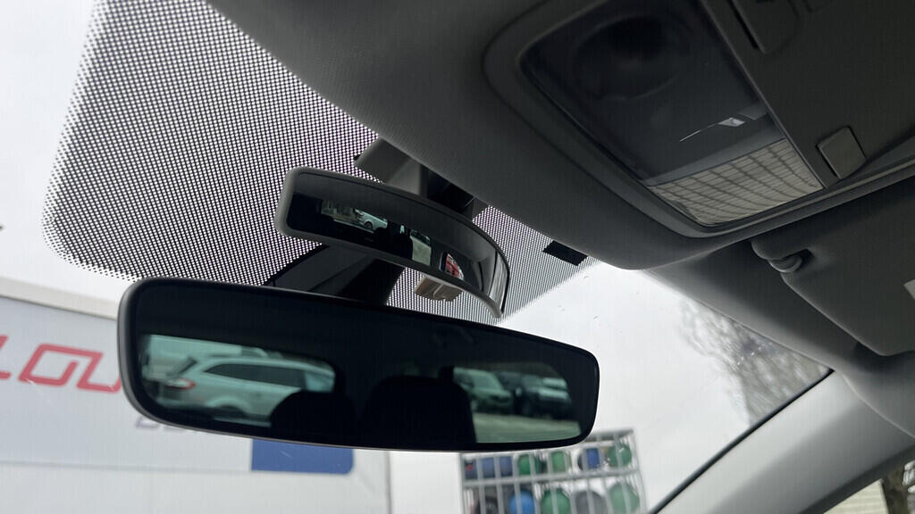 OB199V00755_33.webp_KAROQ Ambition 1.5 TSI 110 kW automat