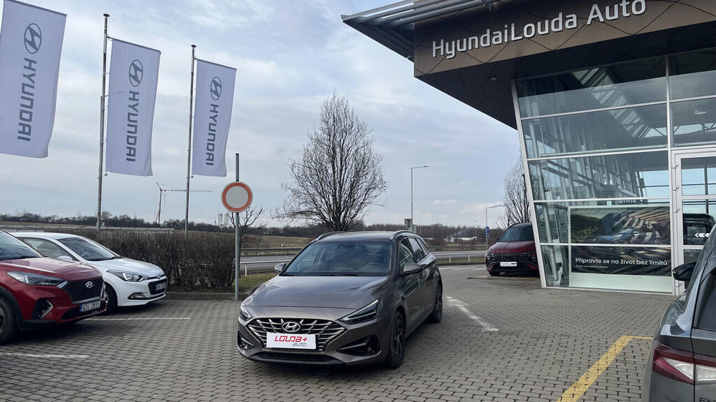 OB199V00756_10.webp_I30 Smart 1.0  88 kW manuál