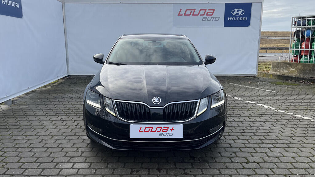 OB199V00757_13.webp_OCTAVIA Style Extra 1.5 TSI 110 kW manuál, DPH