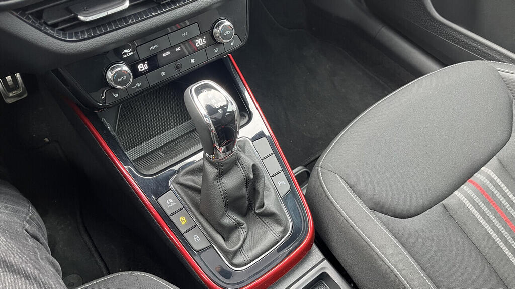 OB199V00758_26.webp_FABIA Monte Carlo 1.0 TSI 85 kW automat, DPH