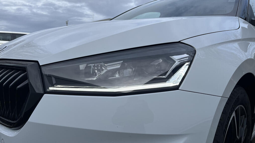 OB199V00758_29.webp_FABIA Monte Carlo 1.0 TSI 85 kW automat, DPH