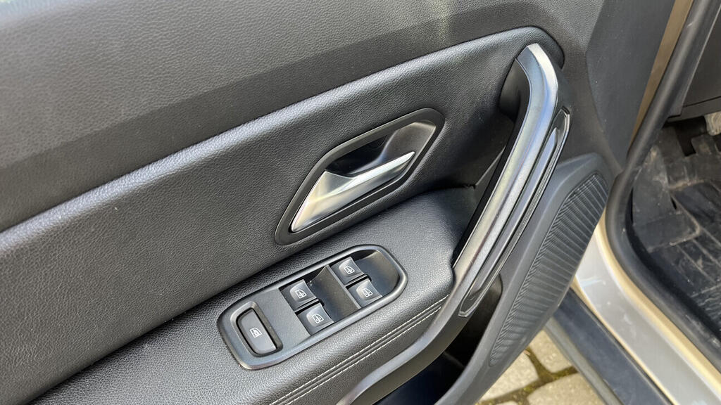 OB199V00759_21.webp_DUSTER  1.3 TCe 96 kW manuál