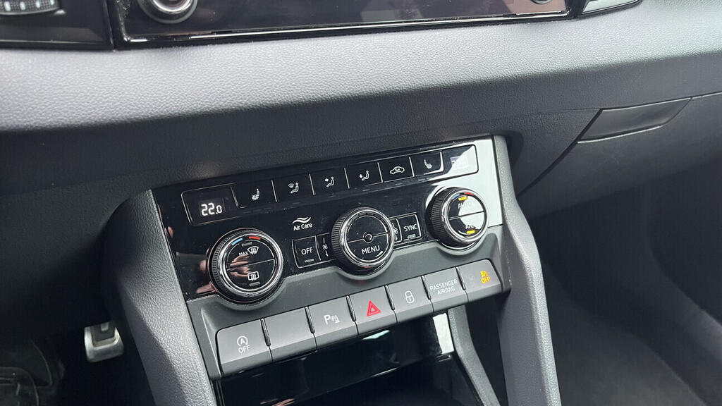 OB199V00761_28.webp_KAROQ SportLine 1.5 TSI 110 kW automat