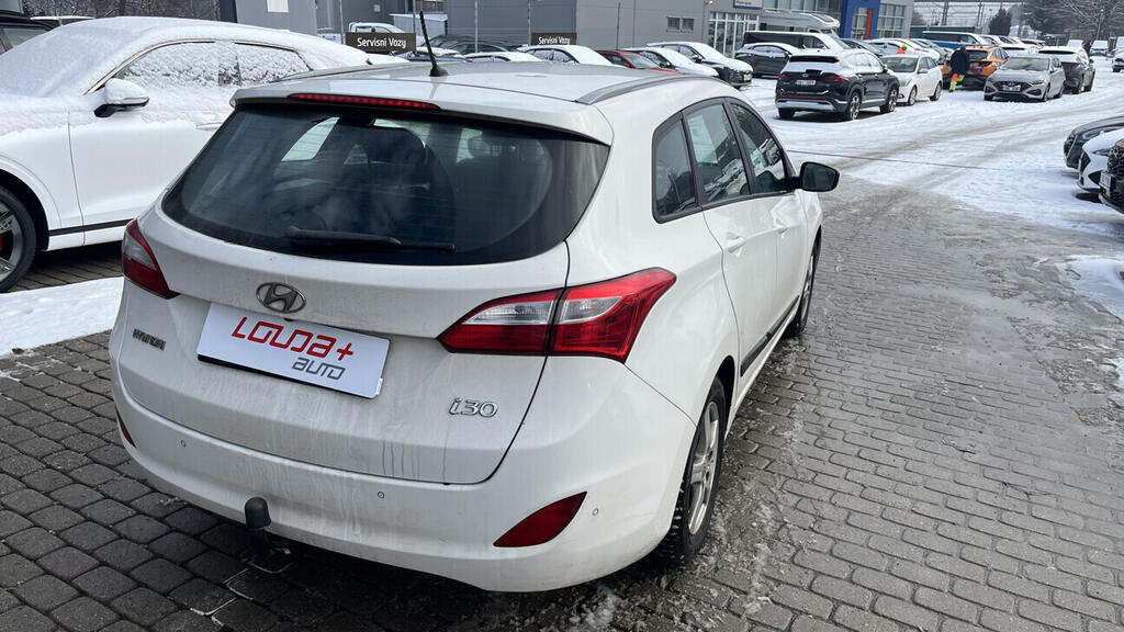 OB199V00762_11.webp_I30  1.6  88 kW manuál