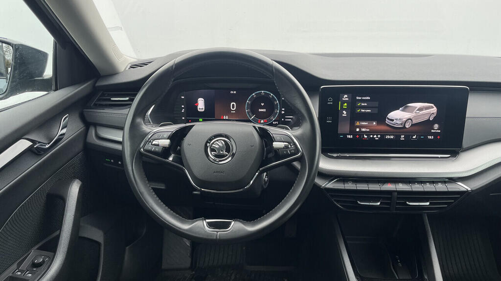 OB199V00763_23.webp_OCTAVIA Ambition Plus 2.0 TDI 85 kW automat, DPH