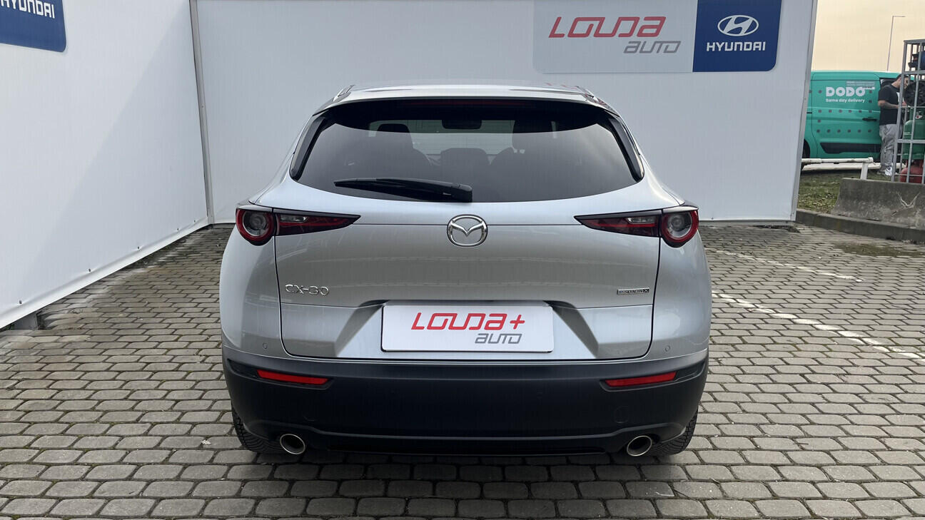 OB199V00765_17.webp_CX-30  2.0  136 kW manuál, DPH