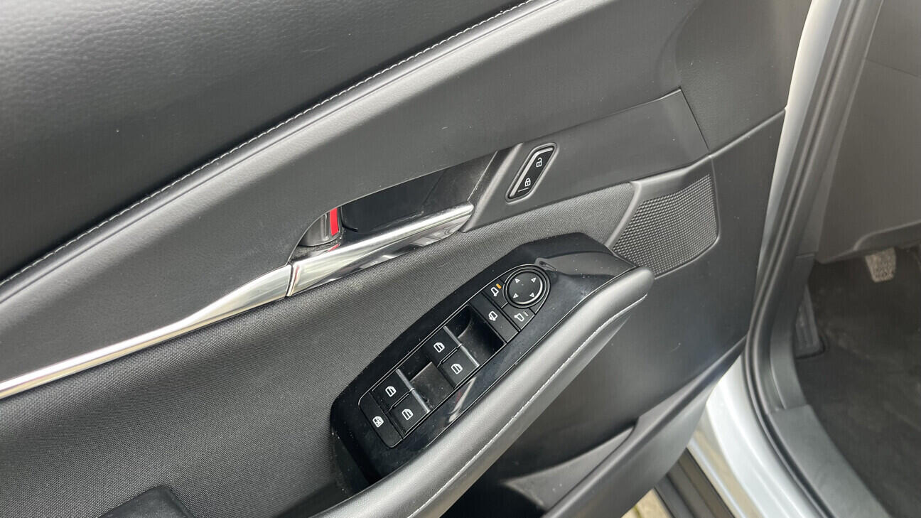 OB199V00765_21.webp_CX-30  2.0  136 kW manuál, DPH