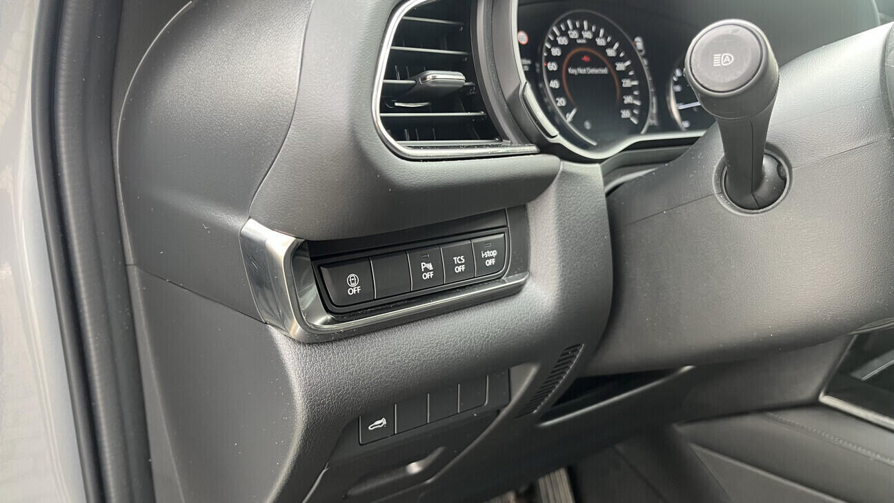 OB199V00765_22.webp_CX-30  2.0  136 kW manuál, DPH