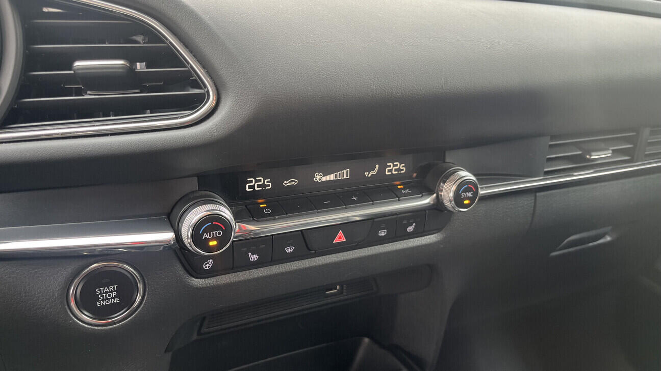 OB199V00765_28.webp_CX-30  2.0  136 kW manuál, DPH