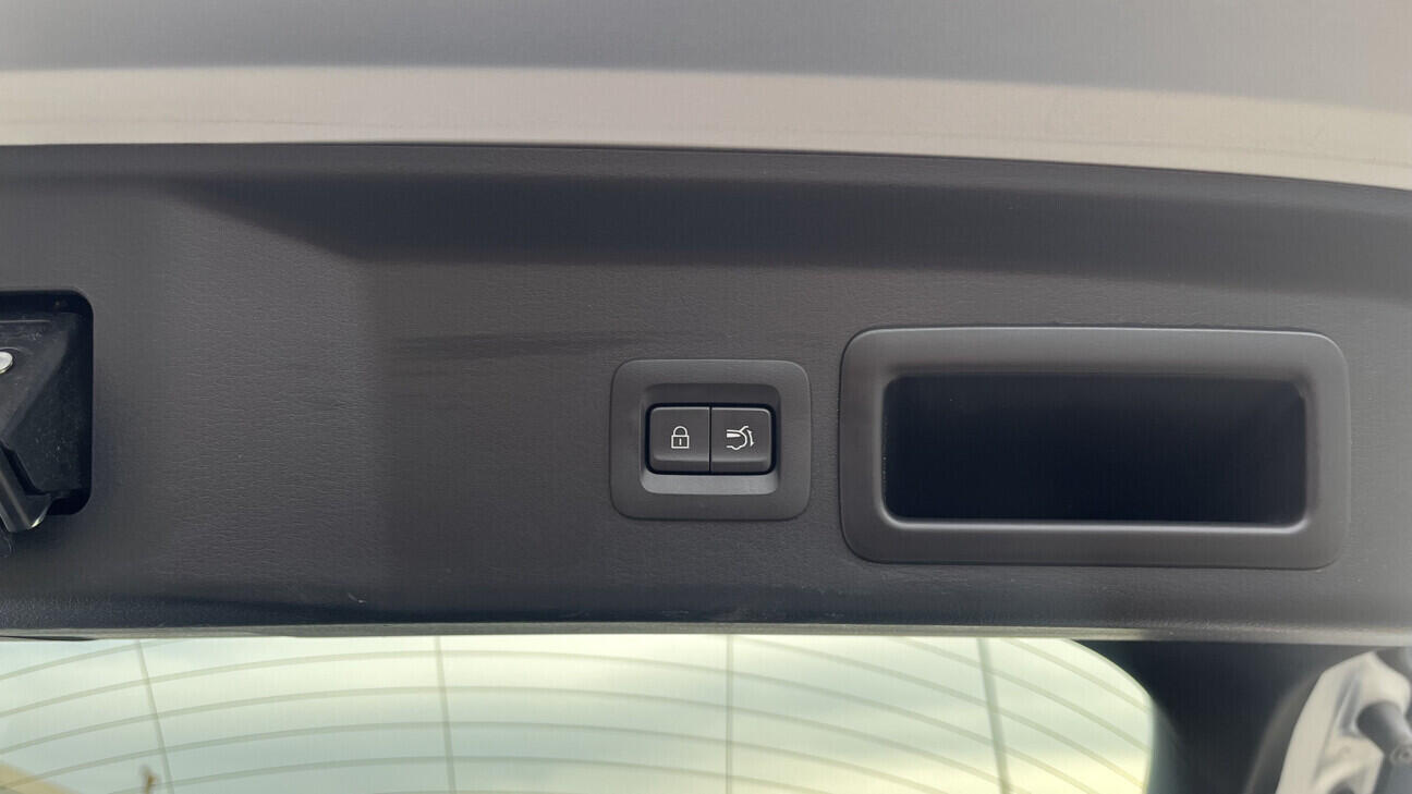 OB199V00765_31.webp_CX-30  2.0  136 kW manuál, DPH