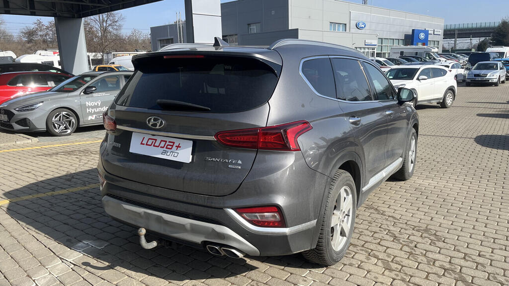 OB199V00769_11.webp_SANTA FE Luxury 2.2 CRDi 147 kW automat, DPH