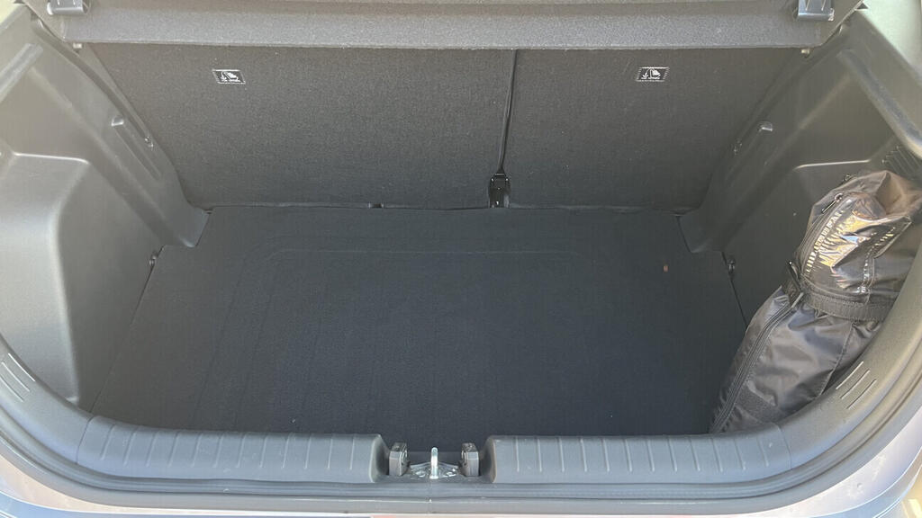 OB199V00771_28.webp_I20 Comfort Club 1.2  62 kW manuál