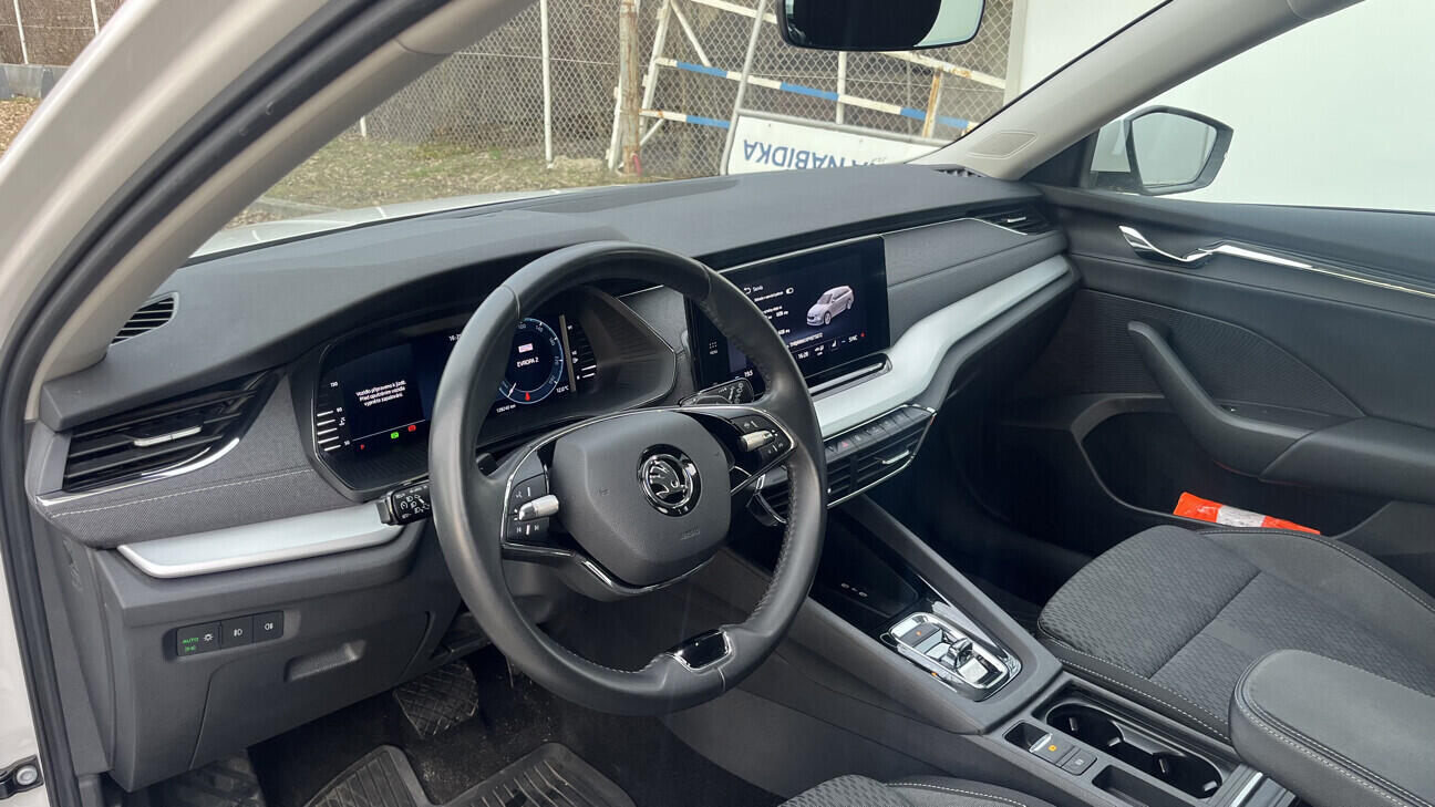 OB199V00775_19.webp_OCTAVIA Style 1.5 e-TEC 110 kW automat, DPH