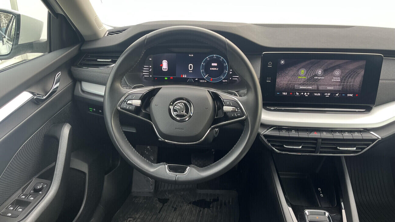 OB199V00775_23.webp_OCTAVIA Style 1.5 e-TEC 110 kW automat, DPH