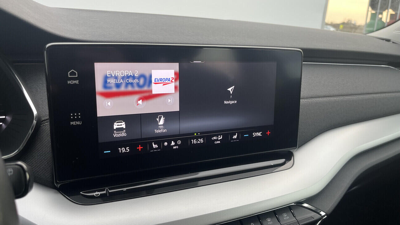 OB199V00775_24.webp_OCTAVIA Style 1.5 e-TEC 110 kW automat, DPH