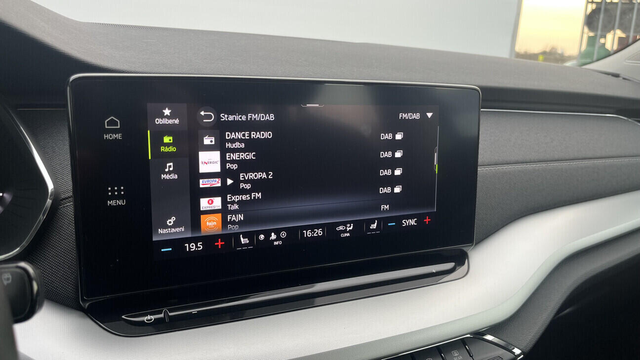 OB199V00775_25.webp_OCTAVIA Style 1.5 e-TEC 110 kW automat, DPH