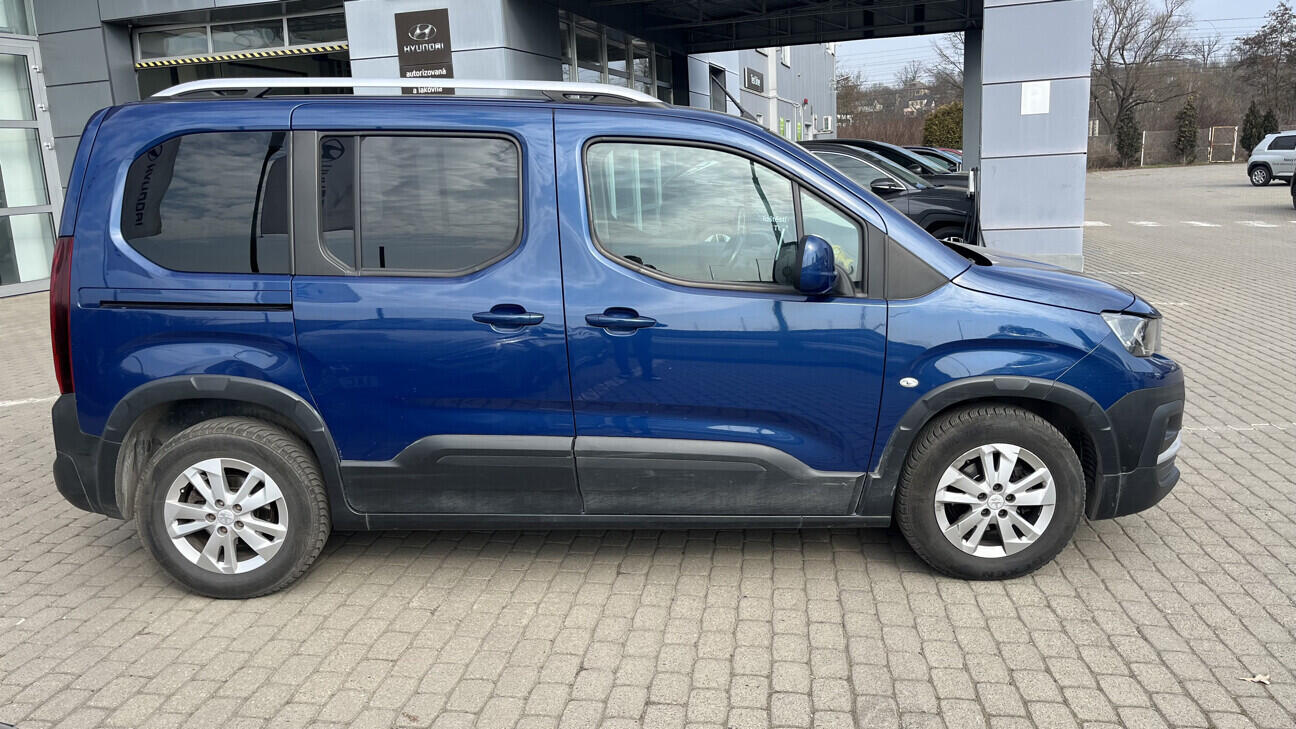 OB199V00780_12.webp_RIFTER  1.5 . 75 kW manuál, DPH