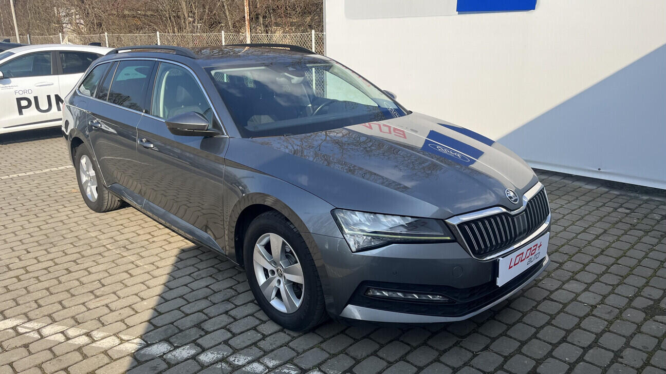 OB199V00784_14.webp_SUPERB Ambition 2.0 2.0 TDI 110 kW automat