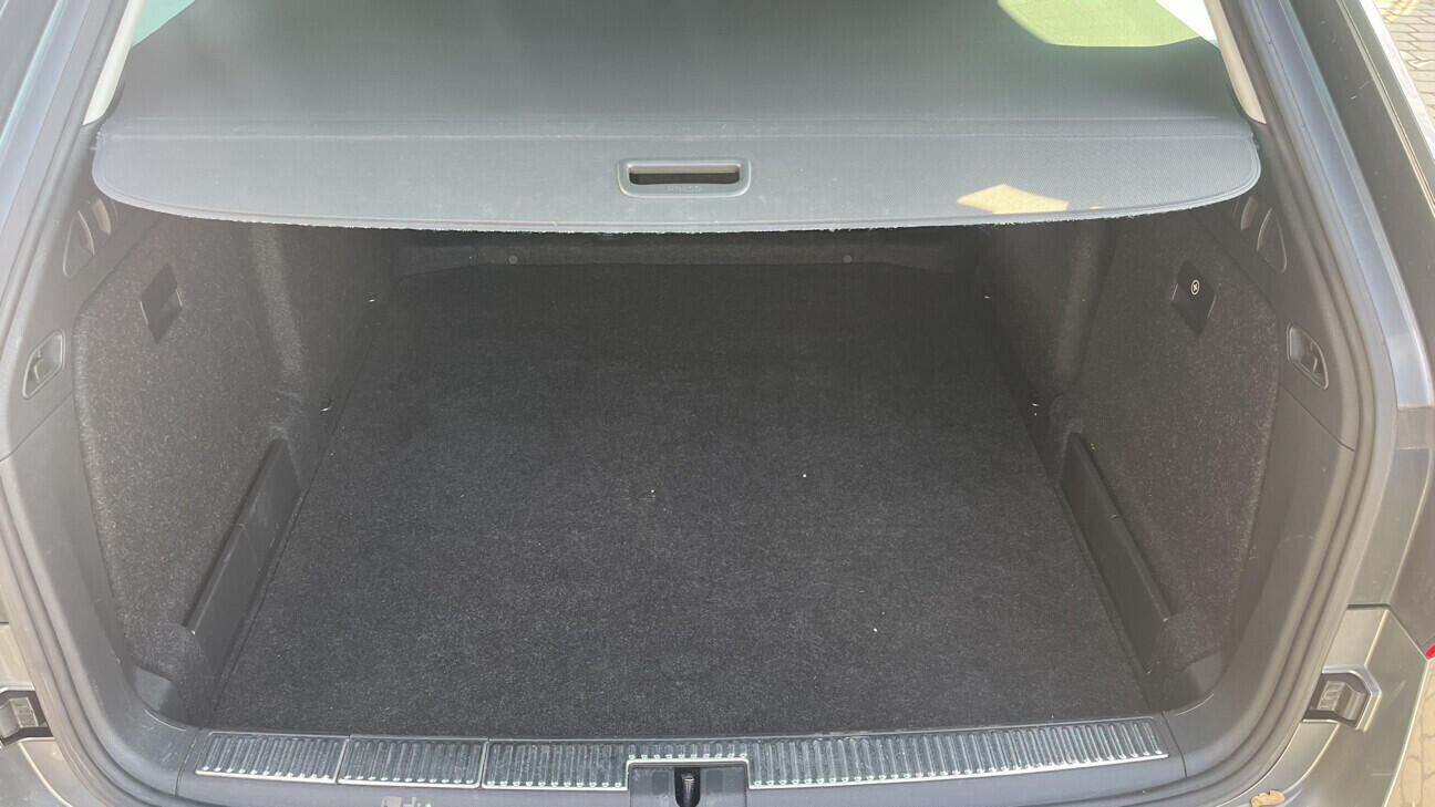 OB199V00784_30.webp_SUPERB Ambition 2.0 2.0 TDI 110 kW automat