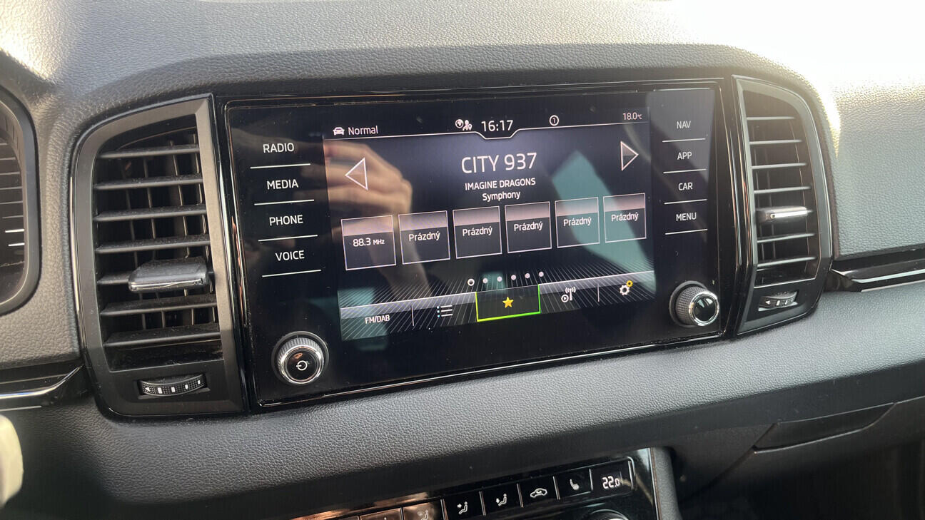 OB199V00788_24.webp_KAROQ SportLine 1.5 TSI 110 kW automat