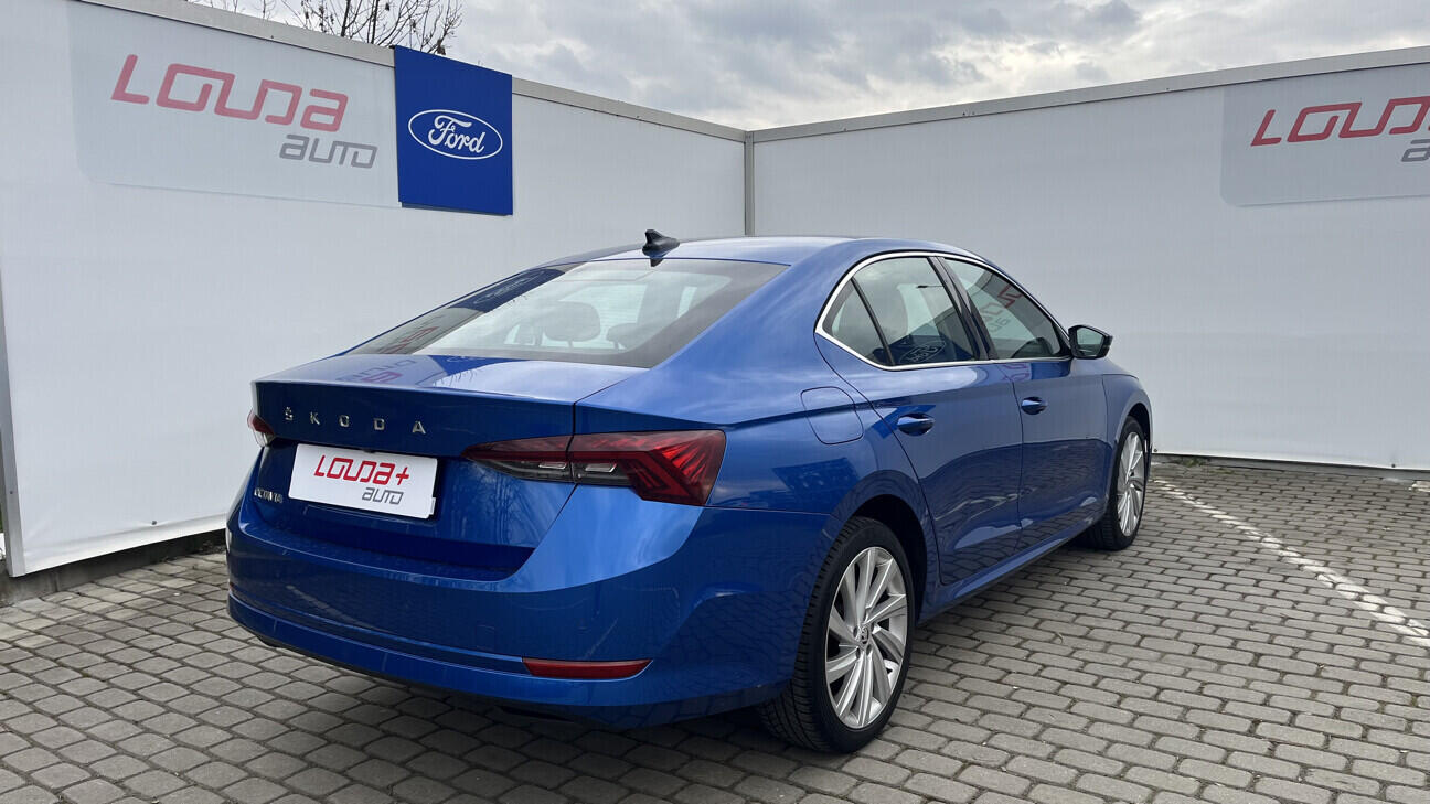 OB199V00794_11.webp_OCTAVIA Style Plus 2.0 TDI 110 kW manuál, DPH