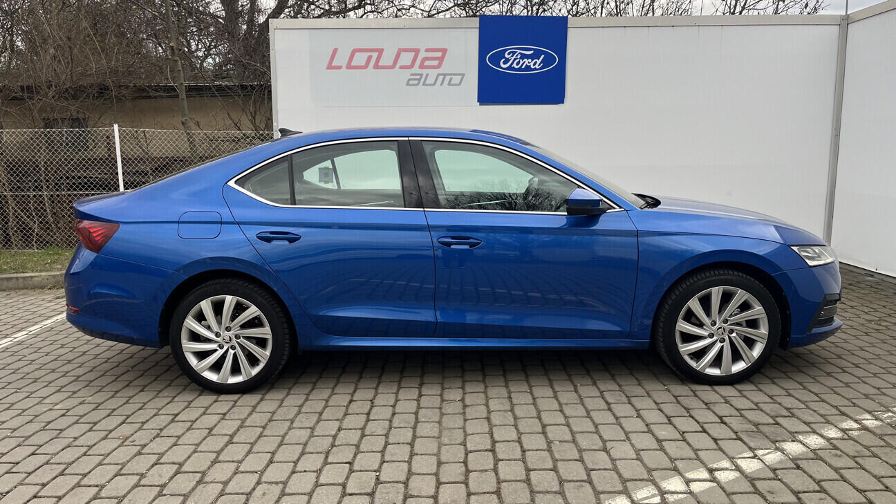 OB199V00794_16.webp_OCTAVIA Style Plus 2.0 TDI 110 kW manuál, DPH