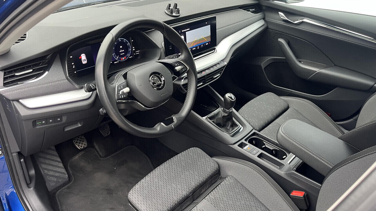 OB199V00794_19.webp_OCTAVIA Style Plus 2.0 TDI 110 kW manuál, DPH