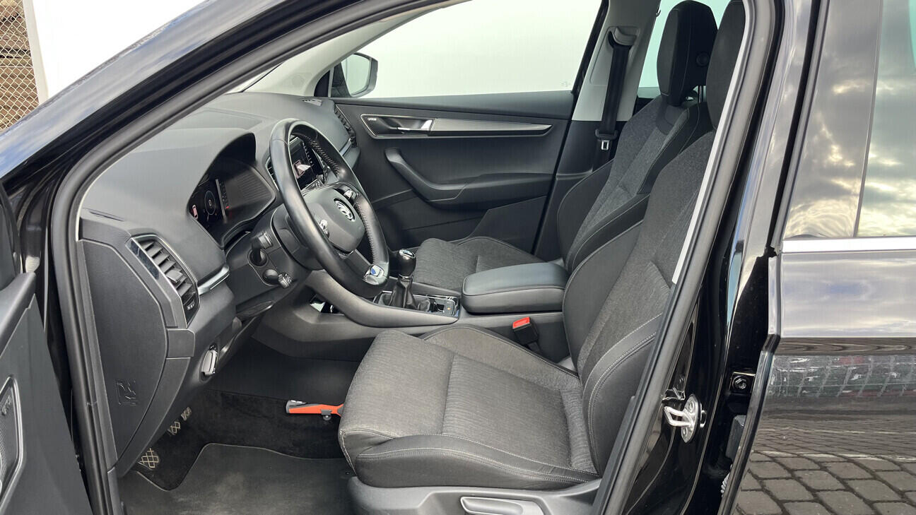 OB199V00801_20.webp_KAROQ Style 1.5 TSI 110 kW manuál