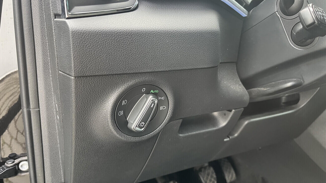 OB199V00801_22.webp_KAROQ Style 1.5 TSI 110 kW manuál