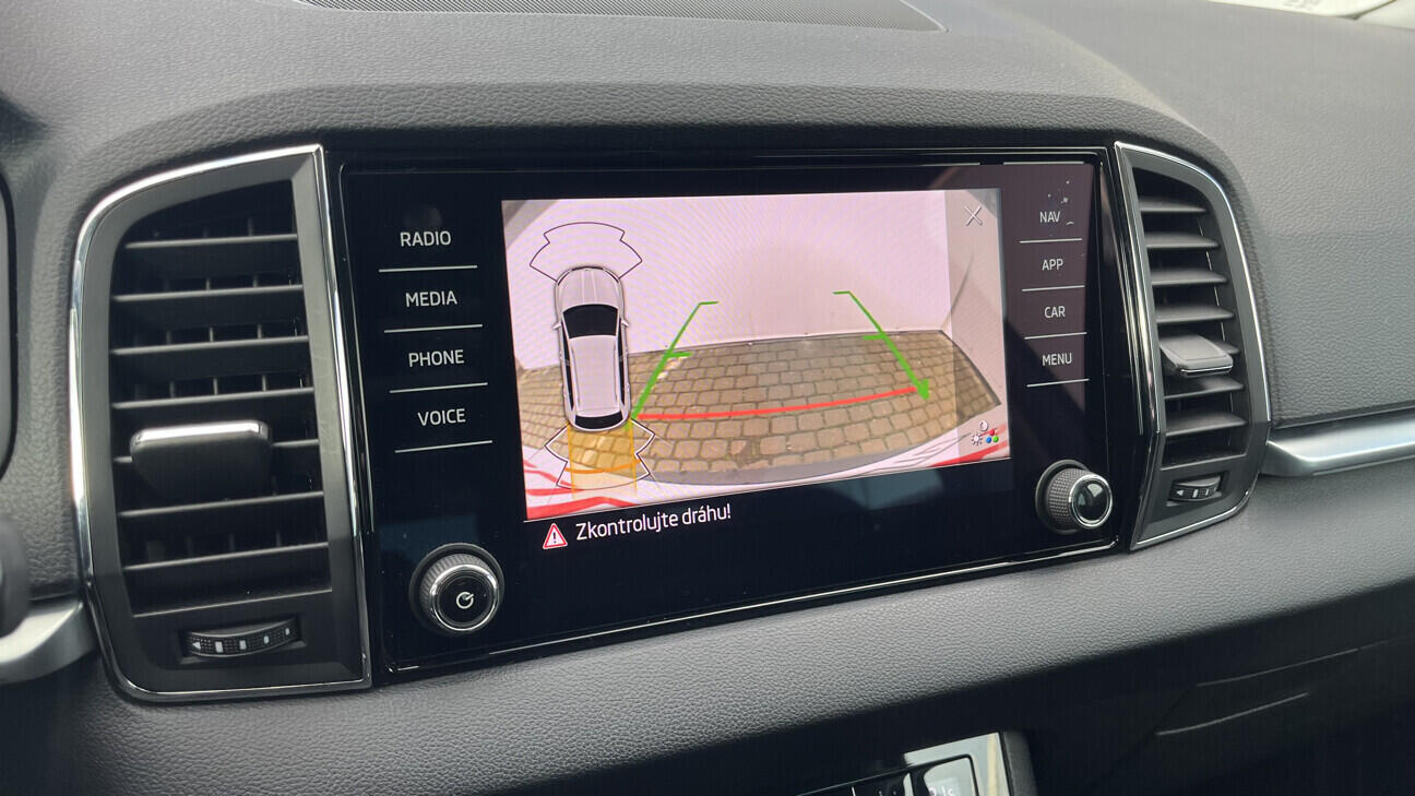 OB199V00801_27.webp_KAROQ Style 1.5 TSI 110 kW manuál