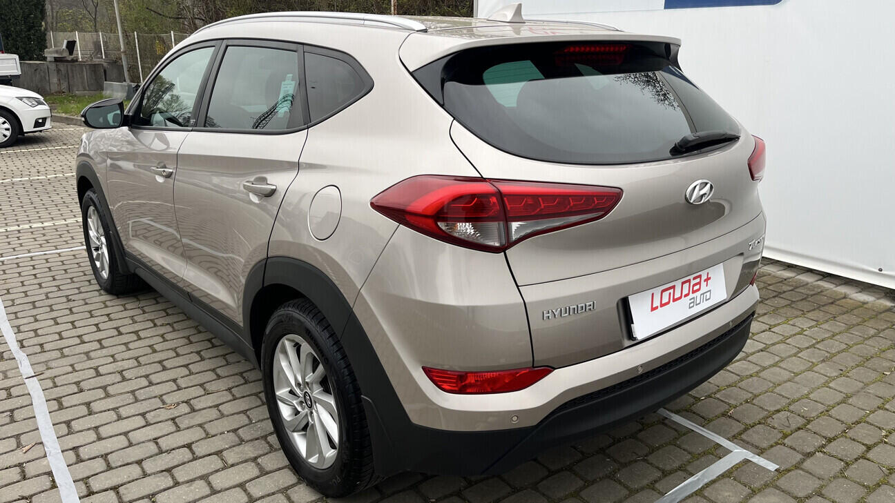 OB199V00808_15.webp_TUCSON Go 1.7  _ kW manuál