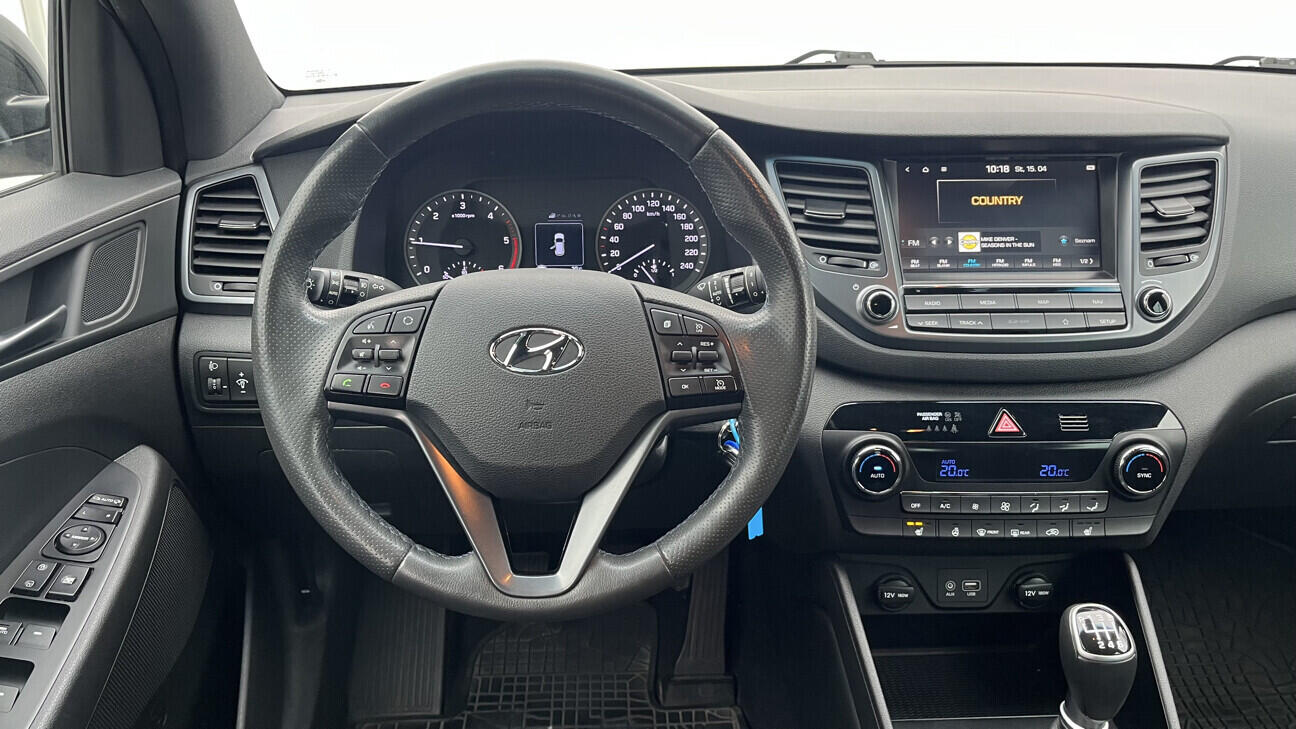 OB199V00808_23.webp_TUCSON Go 1.7  _ kW manuál