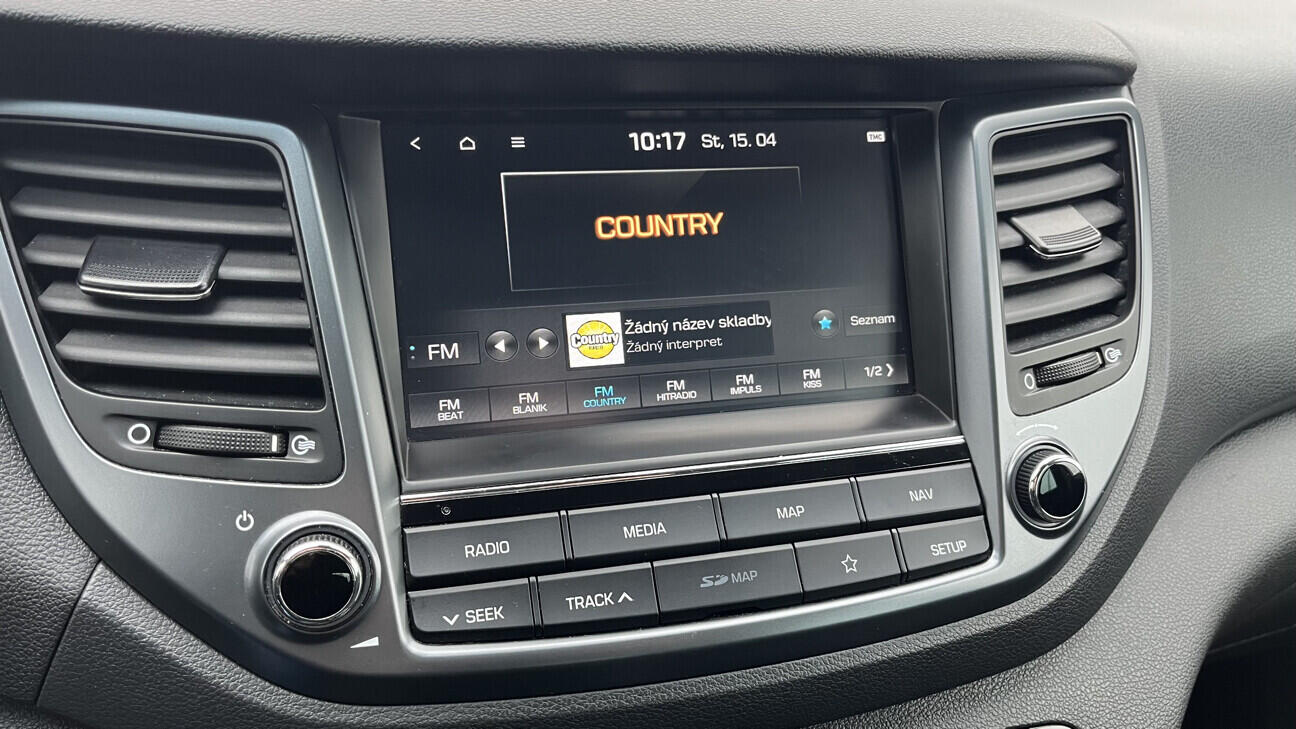 OB199V00808_26.webp_TUCSON Go 1.7  _ kW manuál