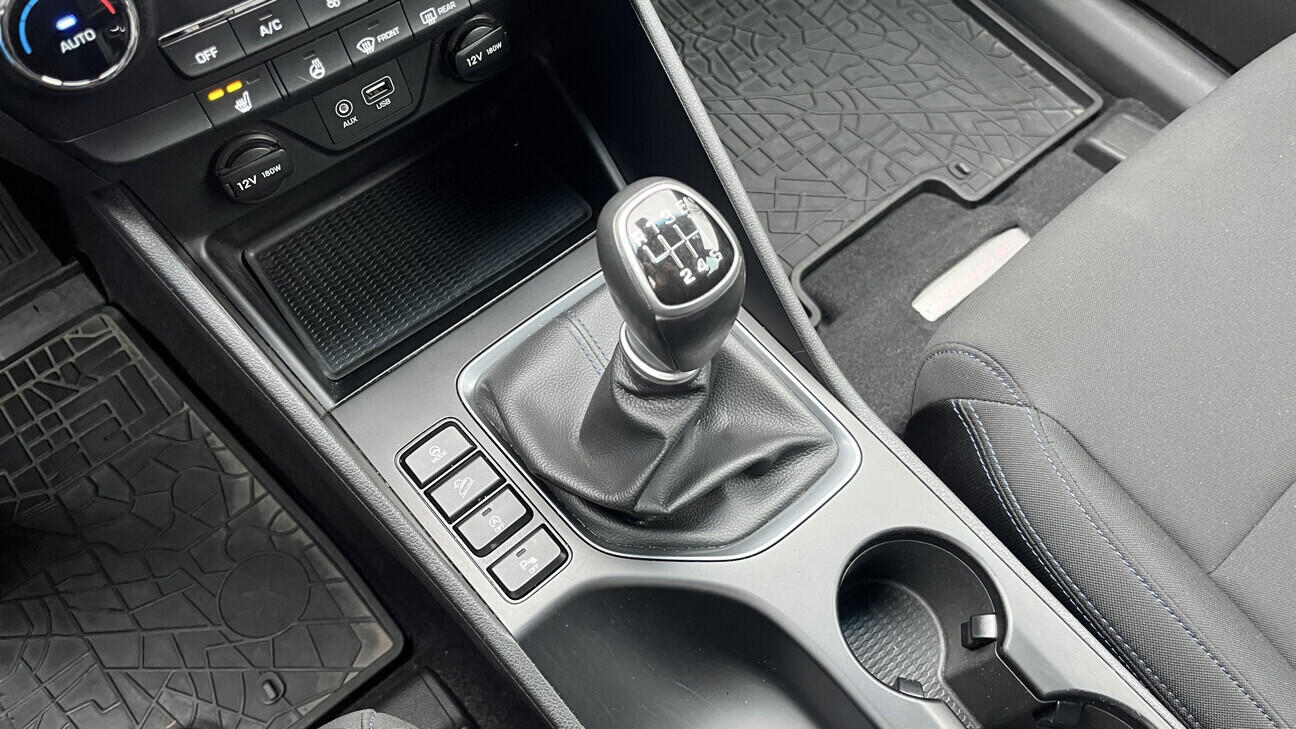 OB199V00808_29.webp_TUCSON Go 1.7  _ kW manuál