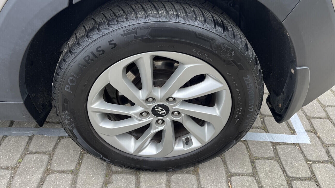 OB199V00808_32.webp_TUCSON Go 1.7  _ kW manuál