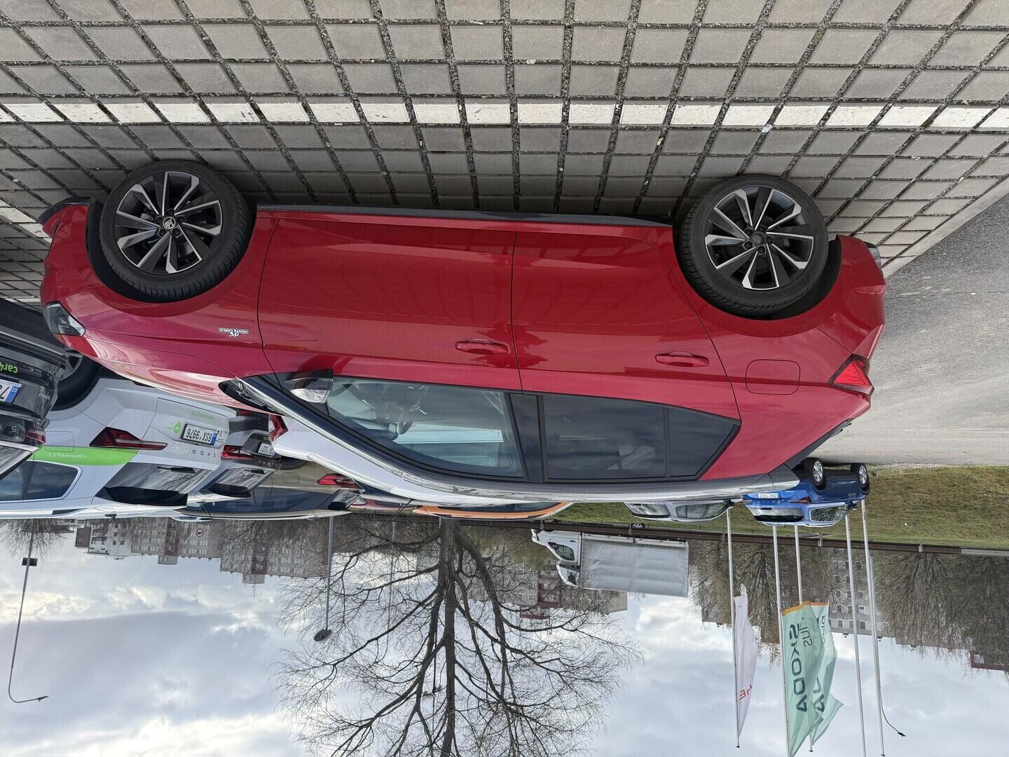 OB199V00810_11.webp_FABIA Monte Carlo 1.0 TSI 81 kW manuál