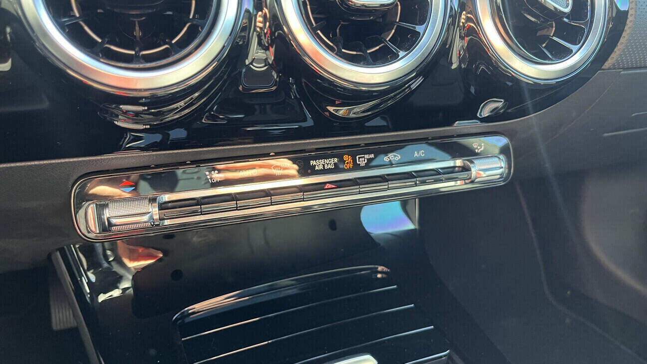 OB199V00815_27.webp_CLA  1.3 . 120 kW automat