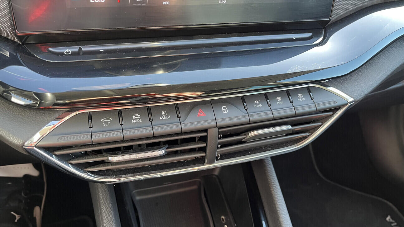 OB199V00817_29.webp_OCTAVIA Style Plus 2.0 TDI 110 kW automat, DPH