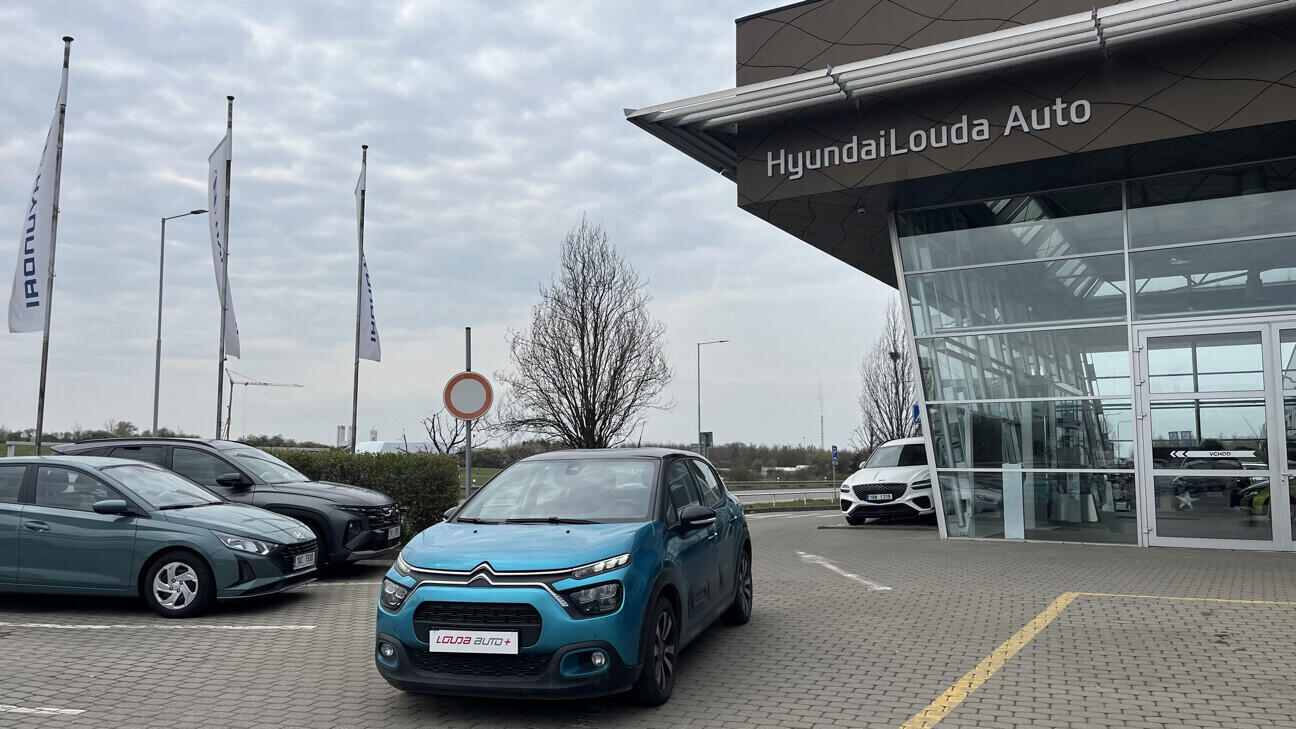 OB199V00821_10.webp_C3  1.2 PureTech 61 kW manuál