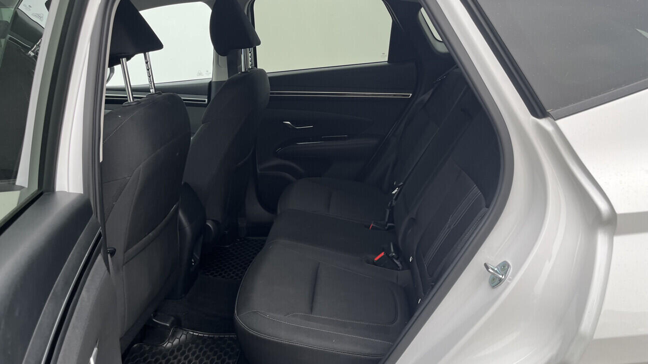 OB199V00823_28.webp_TUCSON Smart  1.6 T-GDI 110 kW manuál