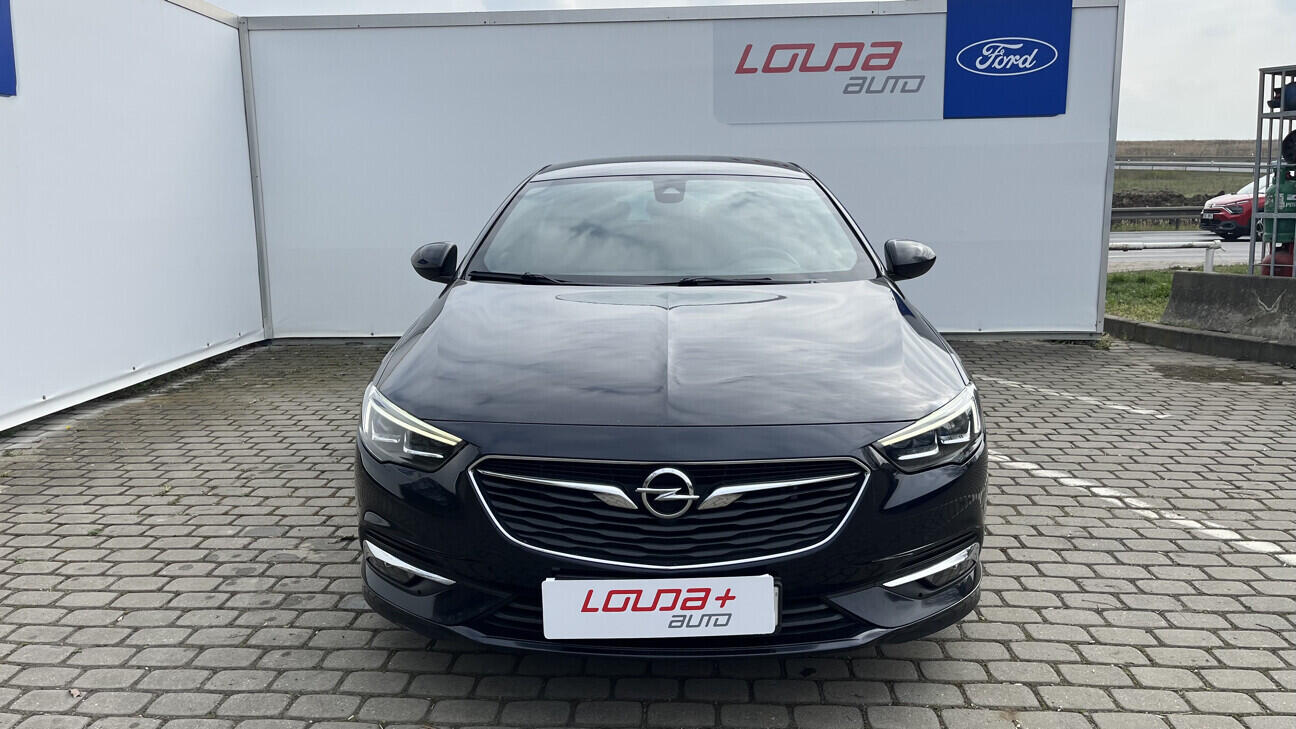 OB199V00824_13.webp_INSIGNIA OPC Line 1.6 . 147 kW manuál, DPH