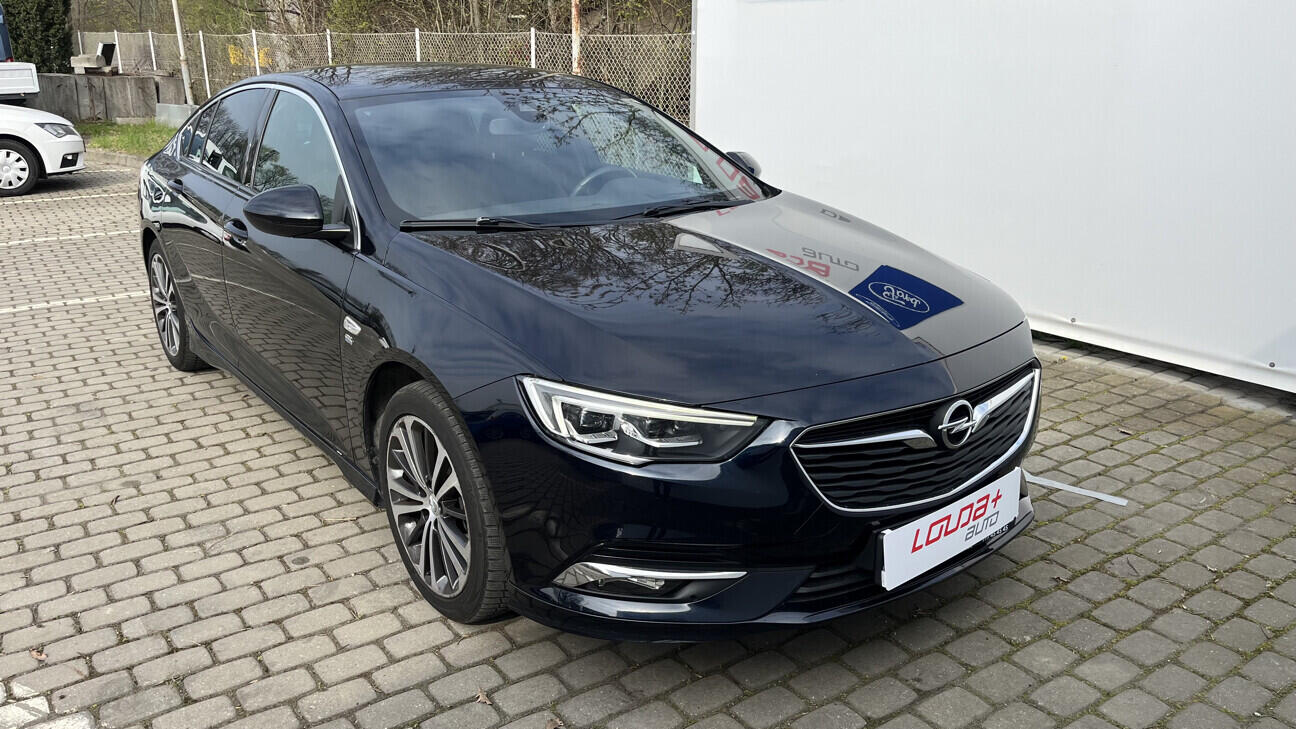 OB199V00824_14.webp_INSIGNIA OPC Line 1.6 . 147 kW manuál, DPH